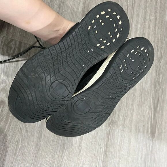 Adidas Pure Boost Black 8.5 - Picture 5 of 6